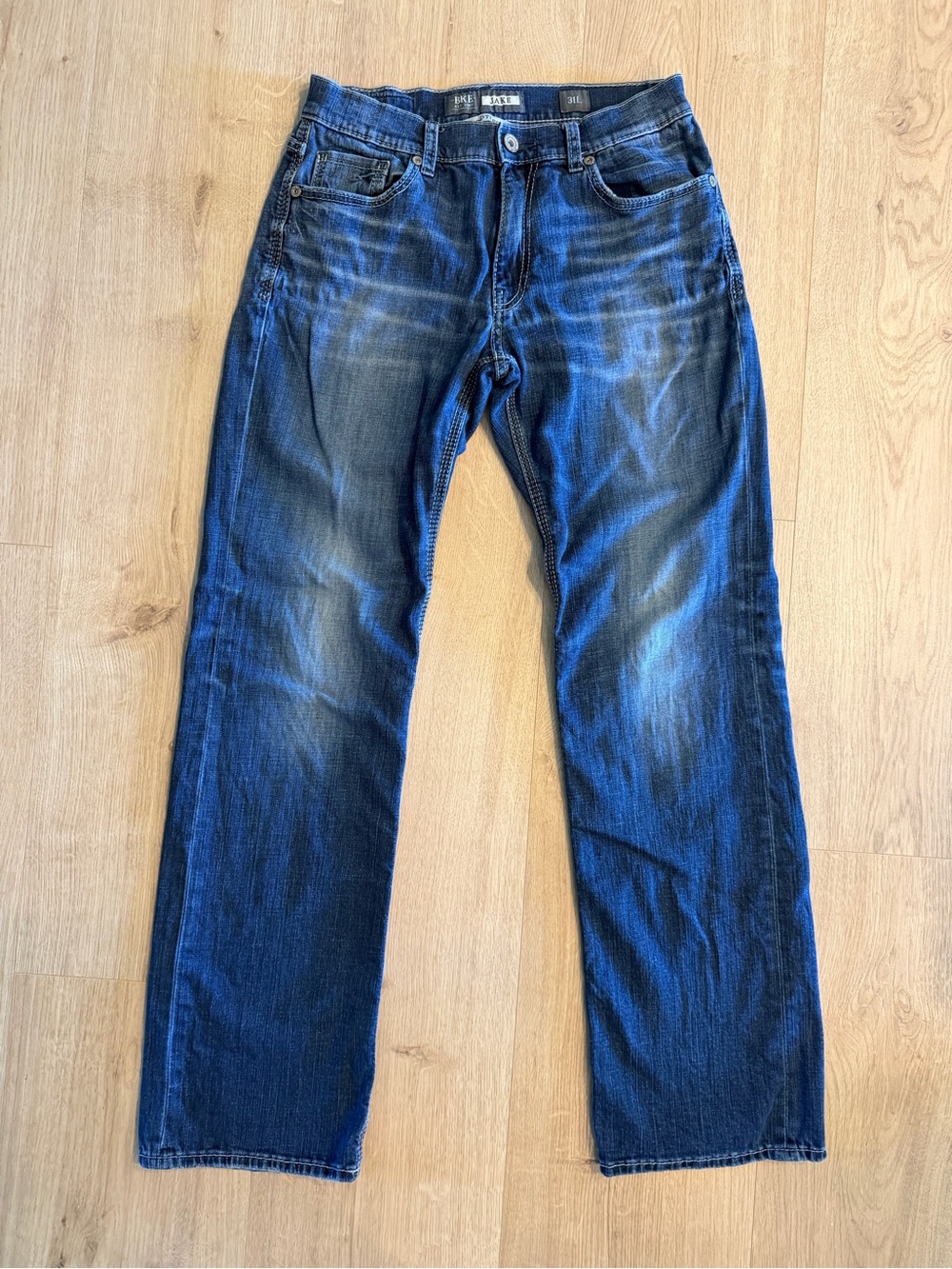BKE Jake Bootcut Jeans Mens 31L Medium Wash Distressed Faded Buckle Denim